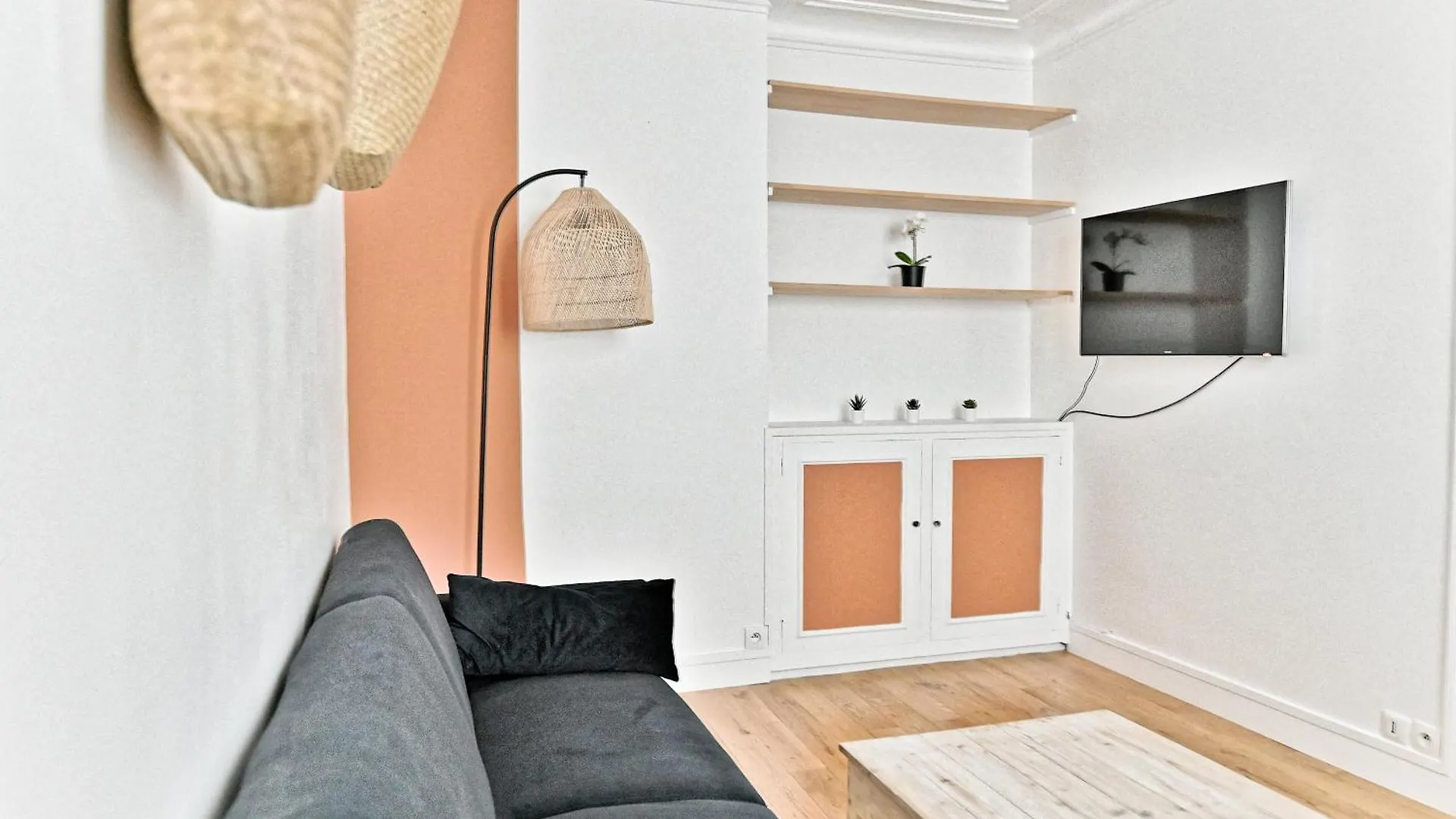 Sejour Dans Le Quartier Batignole Paris 17Eme Apartment